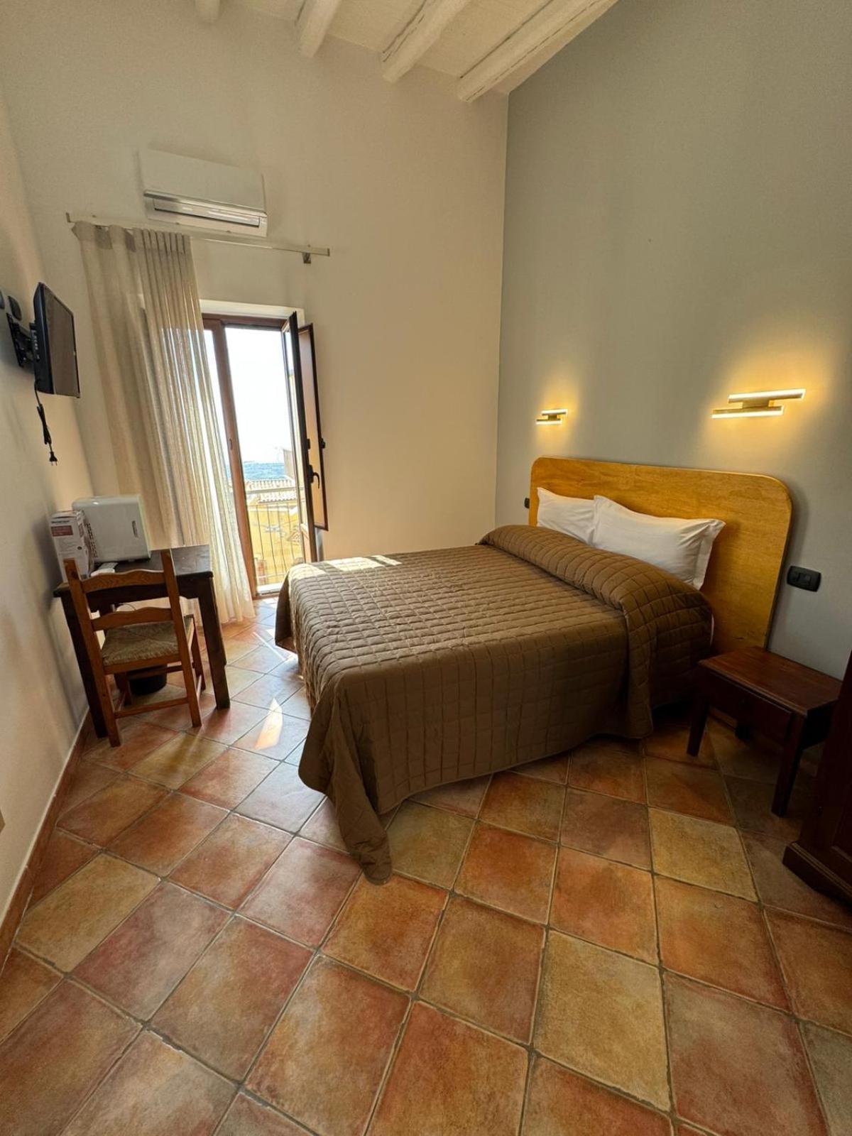 Le Scalette Del Centro Hotel Agrigento Bagian luar foto