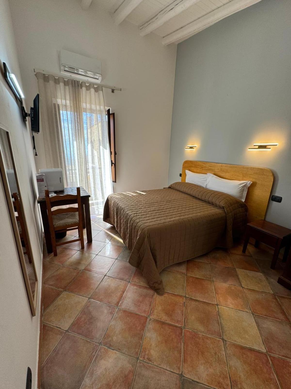 Le Scalette Del Centro Hotel Agrigento Bagian luar foto