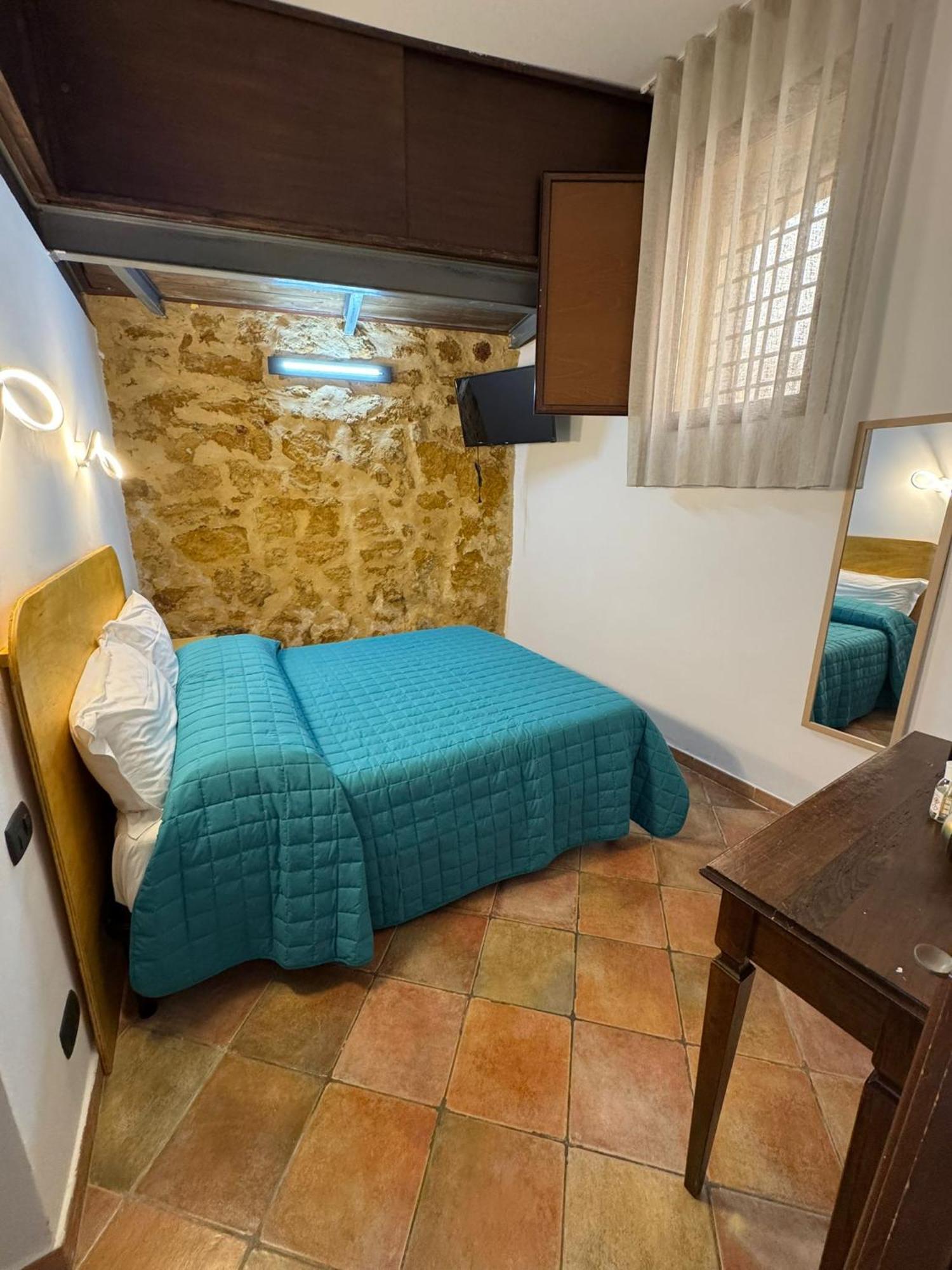 Le Scalette Del Centro Hotel Agrigento Bagian luar foto